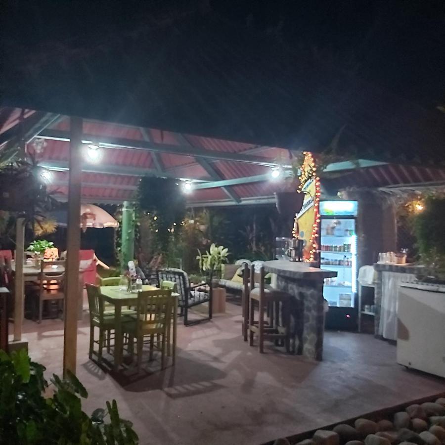 Bed and Breakfast Sweet Dreams Сан-Карлос Экстерьер фото